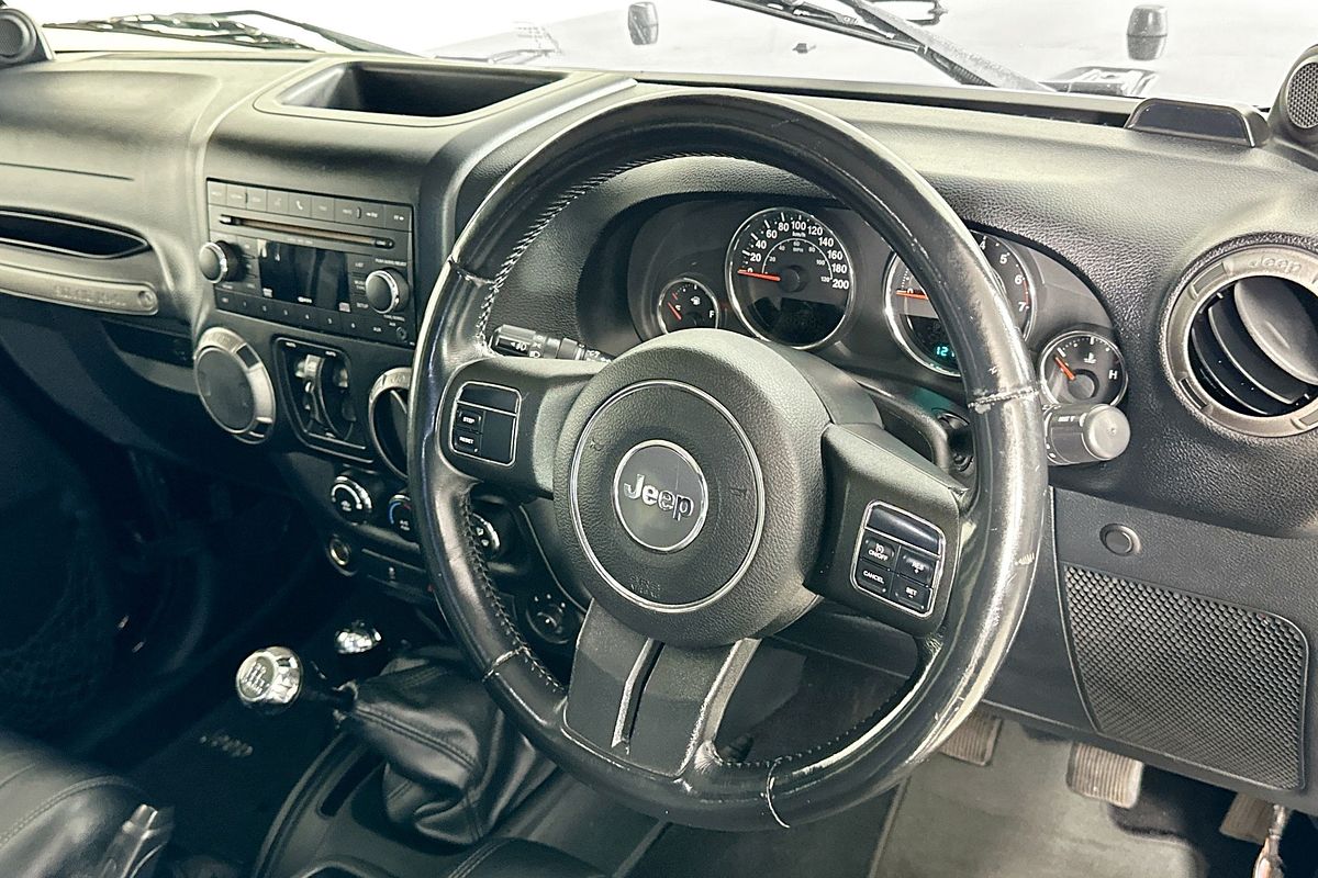 2011 Jeep WRANGLER UNLIMITED SPORT (4x4) JK MY09
