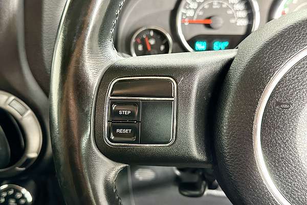 2011 Jeep WRANGLER UNLIMITED SPORT (4x4) JK MY09