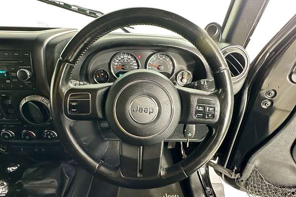 2011 Jeep WRANGLER UNLIMITED SPORT (4x4) JK MY09
