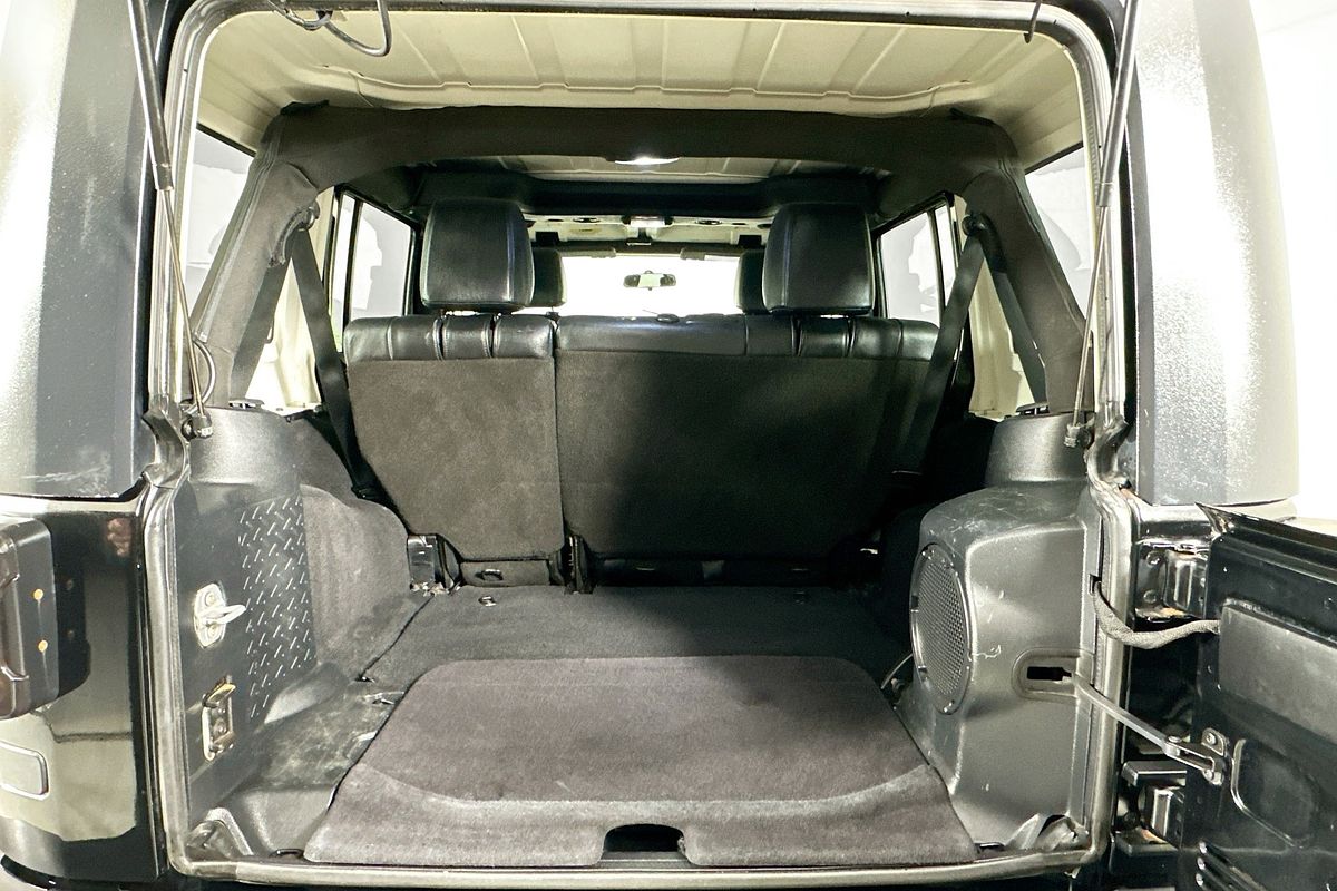 2011 Jeep WRANGLER UNLIMITED SPORT (4x4) JK MY09