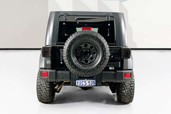2011 Jeep WRANGLER UNLIMITED SPORT (4x4) JK MY09