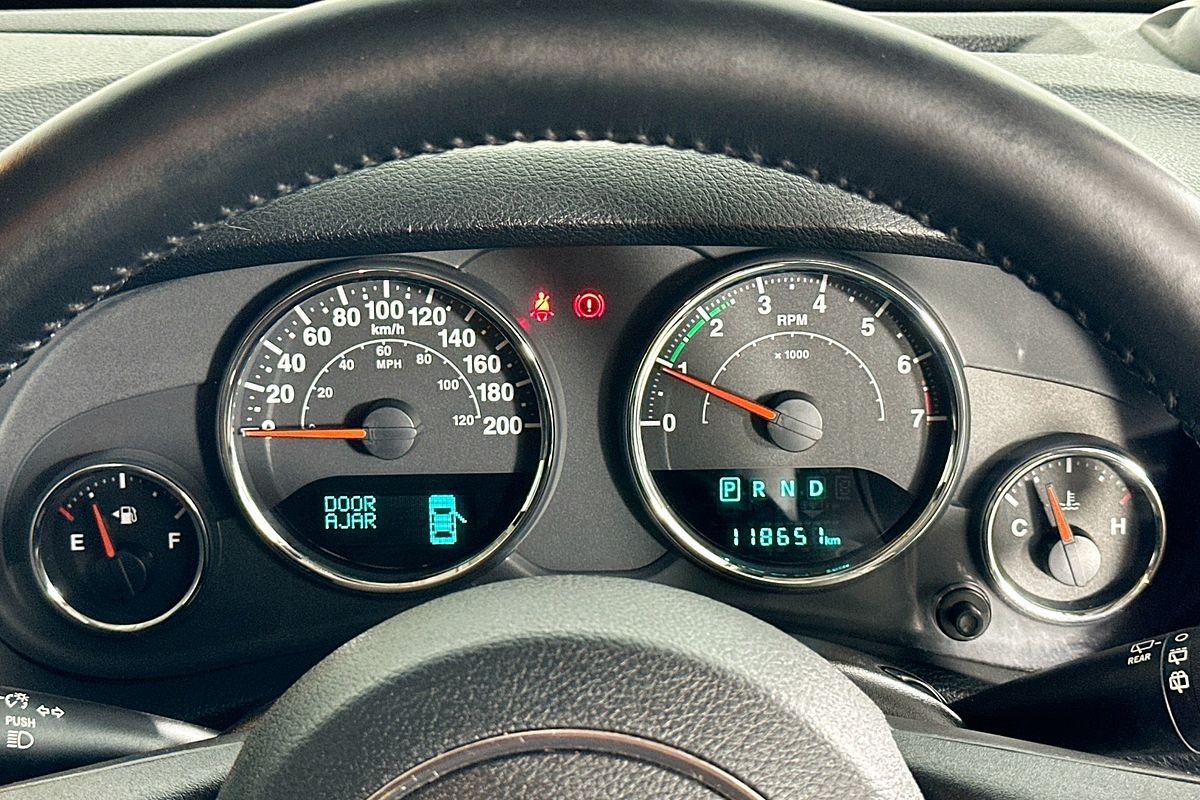 2017 Jeep WRANGLER UNLIMITED OVERLAND (4x4) JK MY17