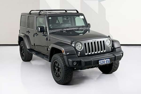 2017 Jeep WRANGLER UNLIMITED OVERLAND (4x4) JK MY17