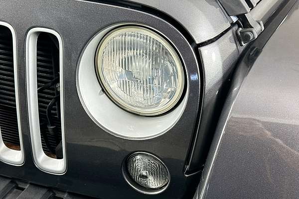 2017 Jeep WRANGLER UNLIMITED OVERLAND (4x4) JK MY17