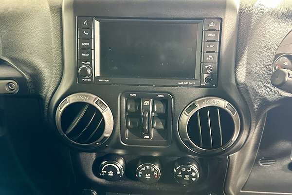 2018 Jeep WRANGLER UNLIMITED SPORT (4x4) JK MY18