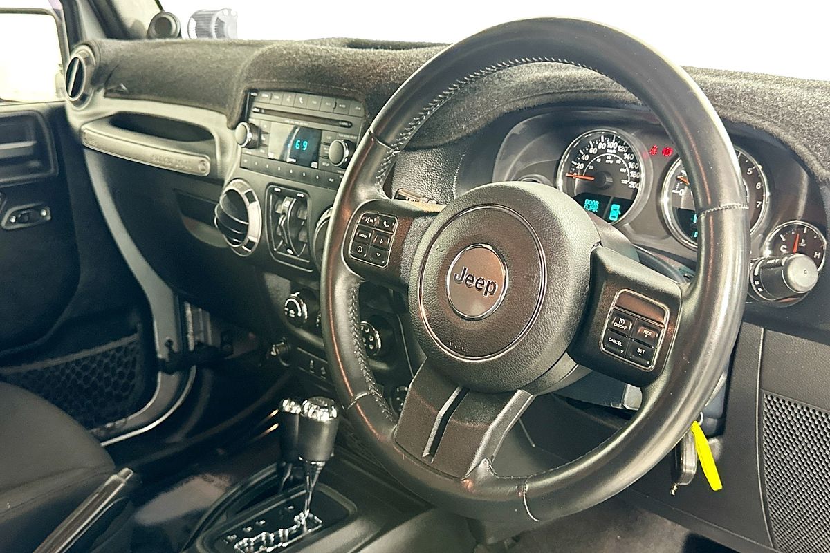 2014 Jeep WRANGLER UNLIMITED SPORT (4x4) JK MY13