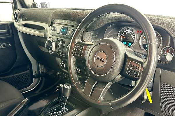 2014 Jeep WRANGLER UNLIMITED SPORT (4x4) JK MY13