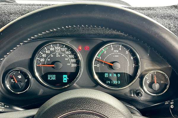 2014 Jeep WRANGLER UNLIMITED SPORT (4x4) JK MY13