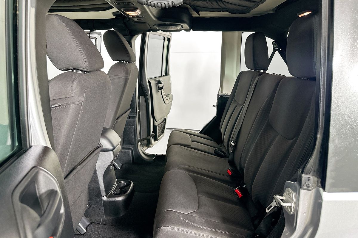 2014 Jeep WRANGLER UNLIMITED SPORT (4x4) JK MY13