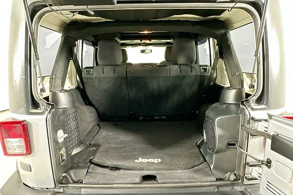 2014 Jeep WRANGLER UNLIMITED SPORT (4x4) JK MY13
