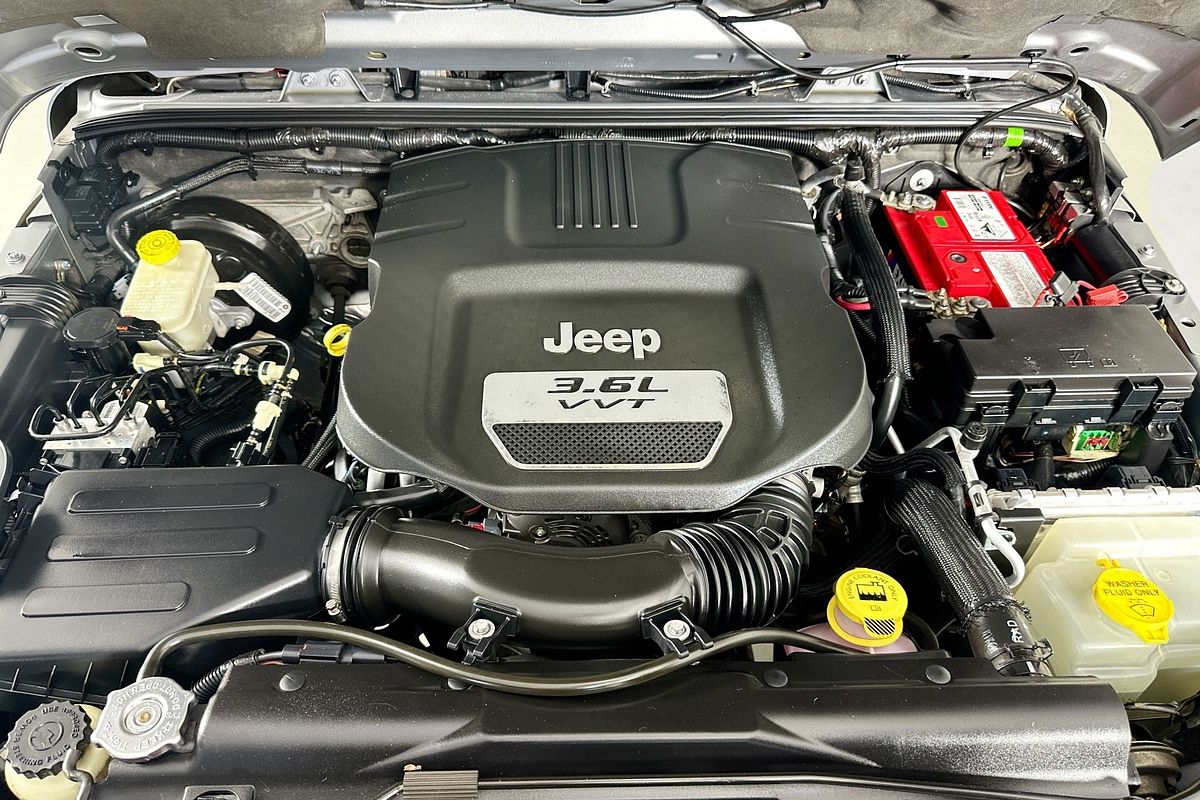 2014 Jeep WRANGLER UNLIMITED SPORT (4x4) JK MY13