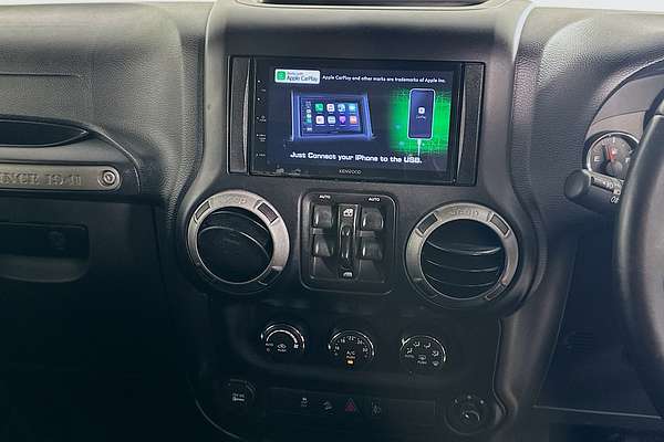 2016 Jeep WRANGLER UNLIMITED SPORT (4x4) JK MY16