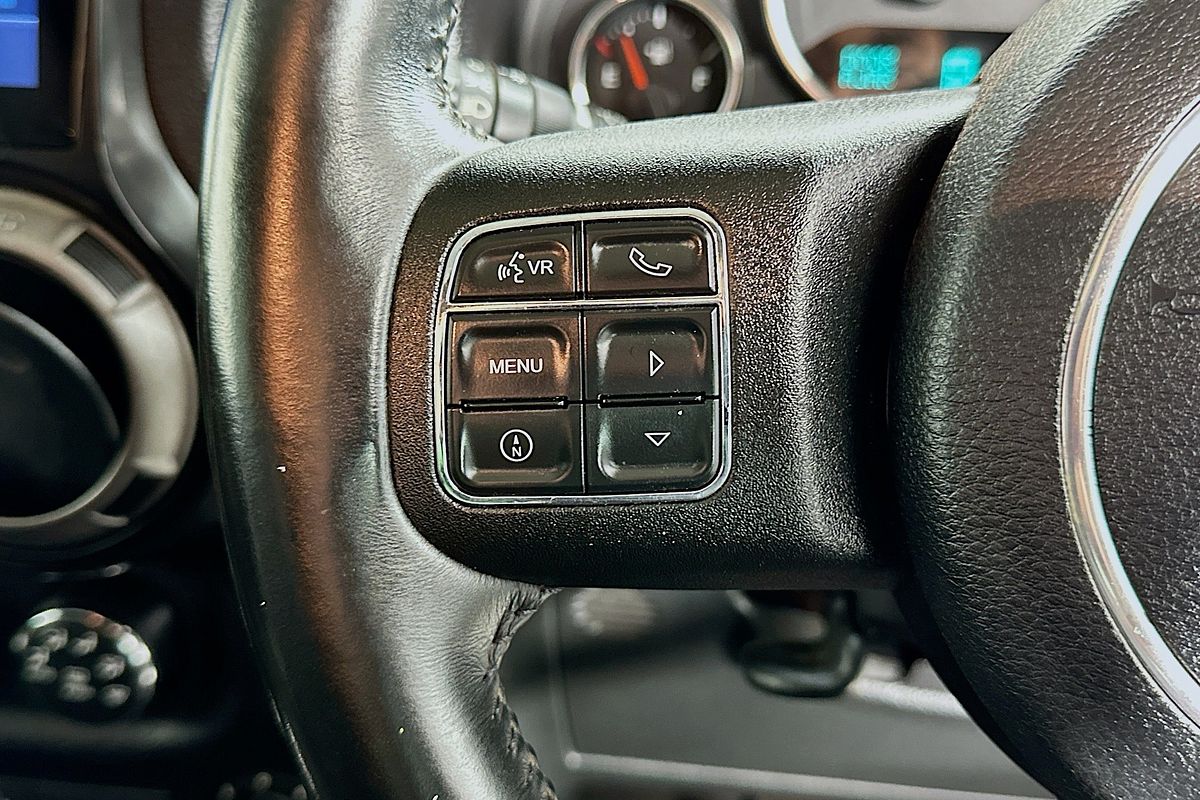2015 Jeep WRANGLER UNLIMITED SPORT (4x4) JK MY16
