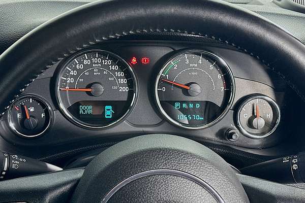 2016 Jeep WRANGLER UNLIMITED SPORT (4x4) JK MY16