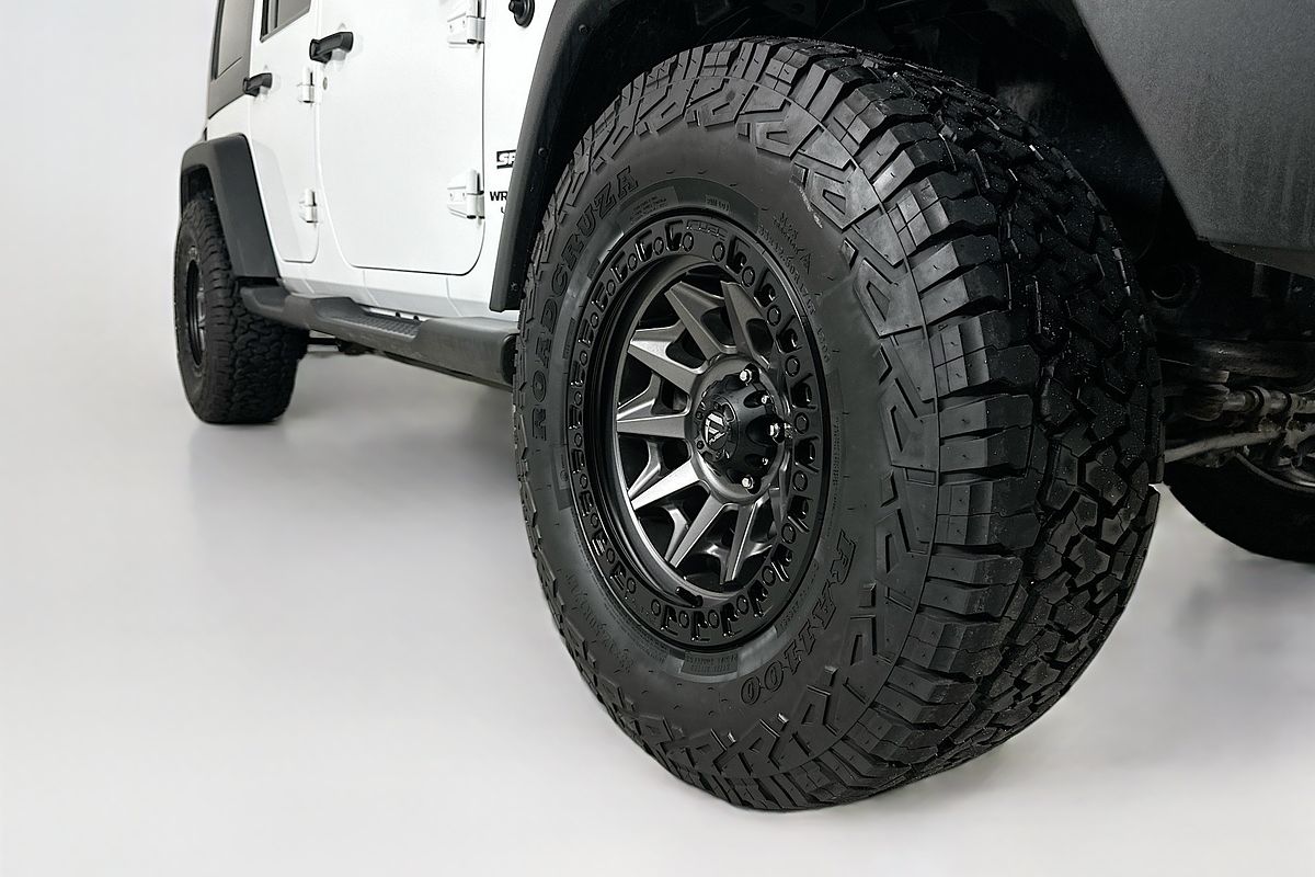 2016 Jeep WRANGLER UNLIMITED SPORT (4x4) JK MY16