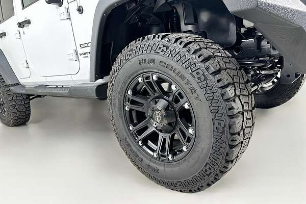 2015 Jeep WRANGLER UNLIMITED SPORT (4x4) JK MY16