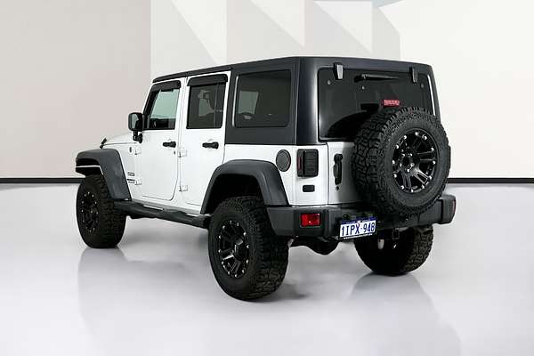 2015 Jeep WRANGLER UNLIMITED SPORT (4x4) JK MY16
