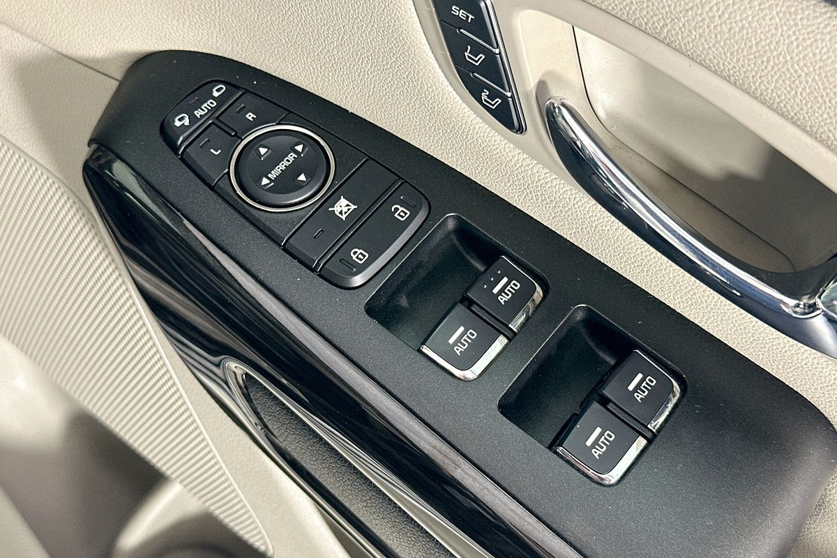 2020 Kia CARNIVAL PLATINUM YP PE MY20