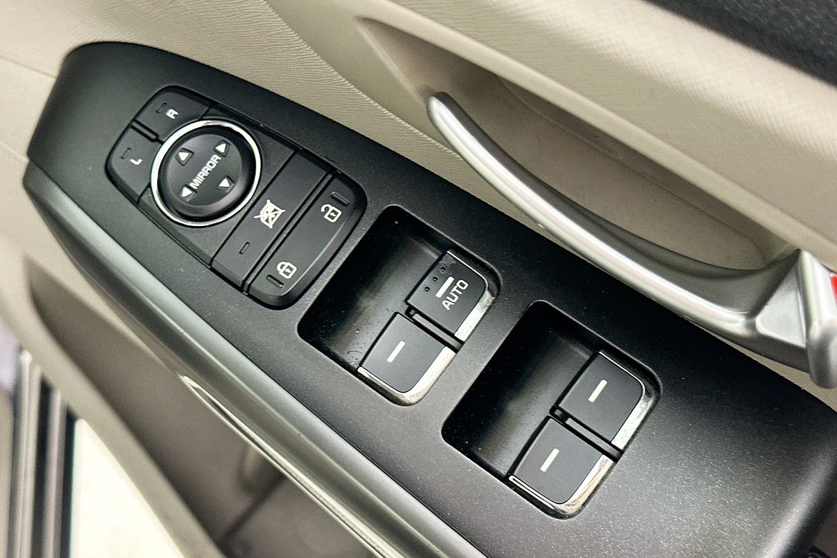 2019 Kia CARNIVAL S YP PE MY19