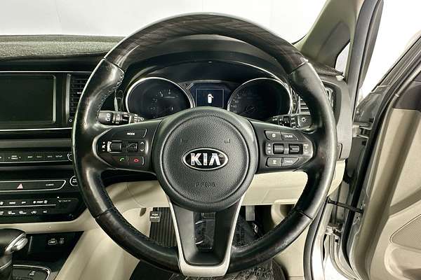 2016 Kia CARNIVAL PLATINUM YP MY17