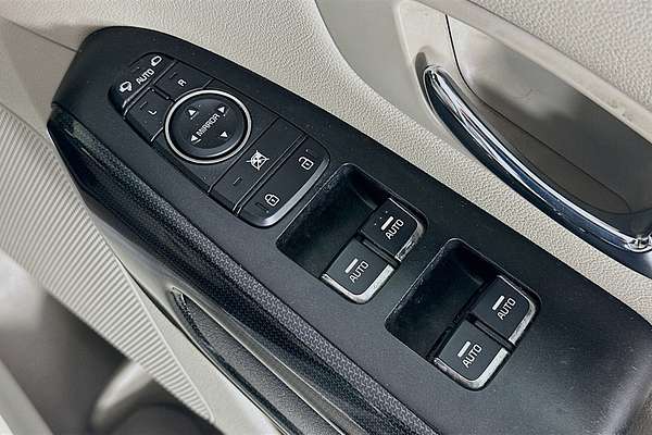 2018 Kia CARNIVAL Si YP PE MY19