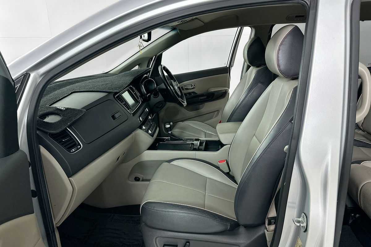2016 Kia CARNIVAL PLATINUM YP MY17
