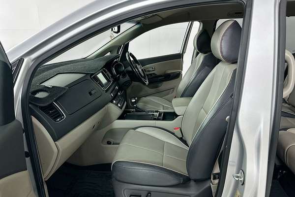 2016 Kia CARNIVAL PLATINUM YP MY17