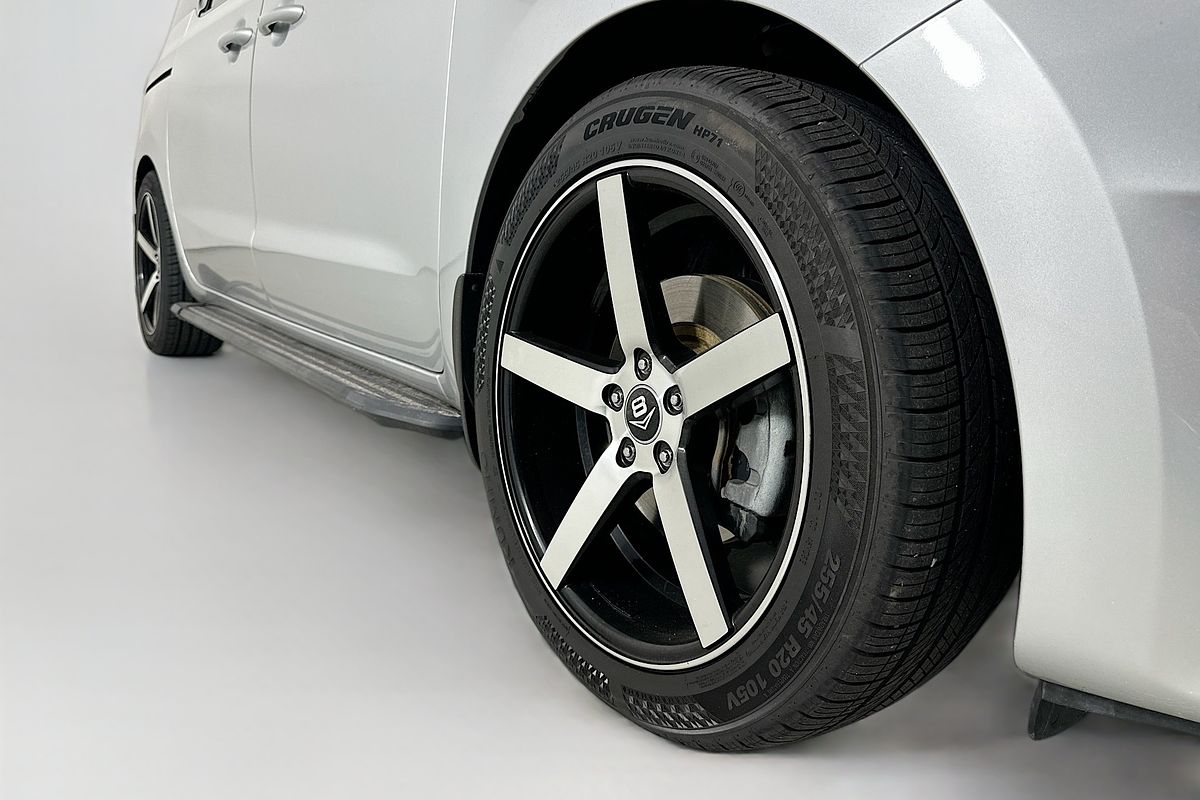 2016 Kia CARNIVAL PLATINUM YP MY17