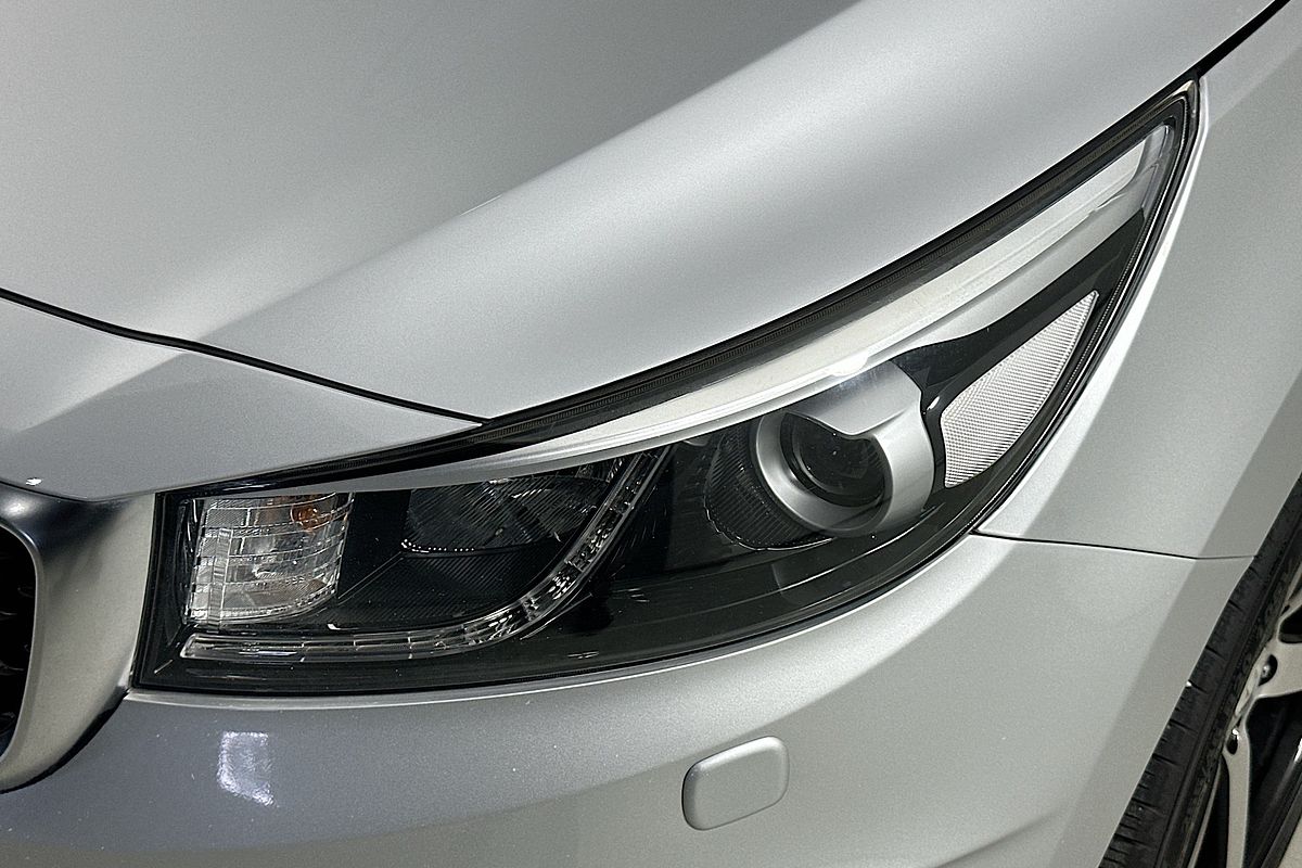 2016 Kia CARNIVAL PLATINUM YP MY17