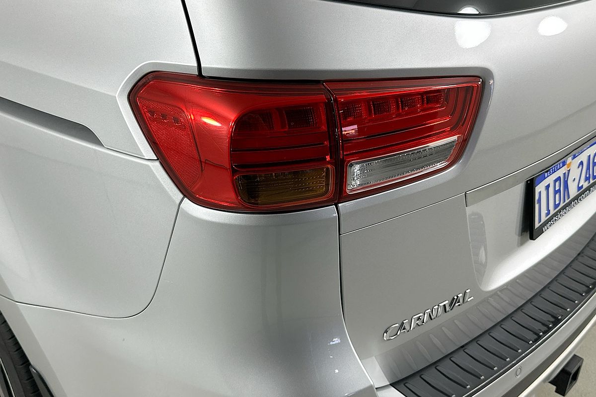 2016 Kia CARNIVAL PLATINUM YP MY17
