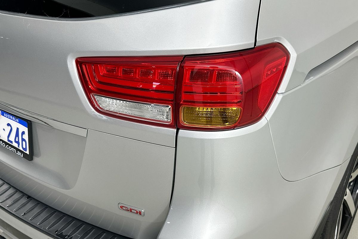 2016 Kia CARNIVAL PLATINUM YP MY17