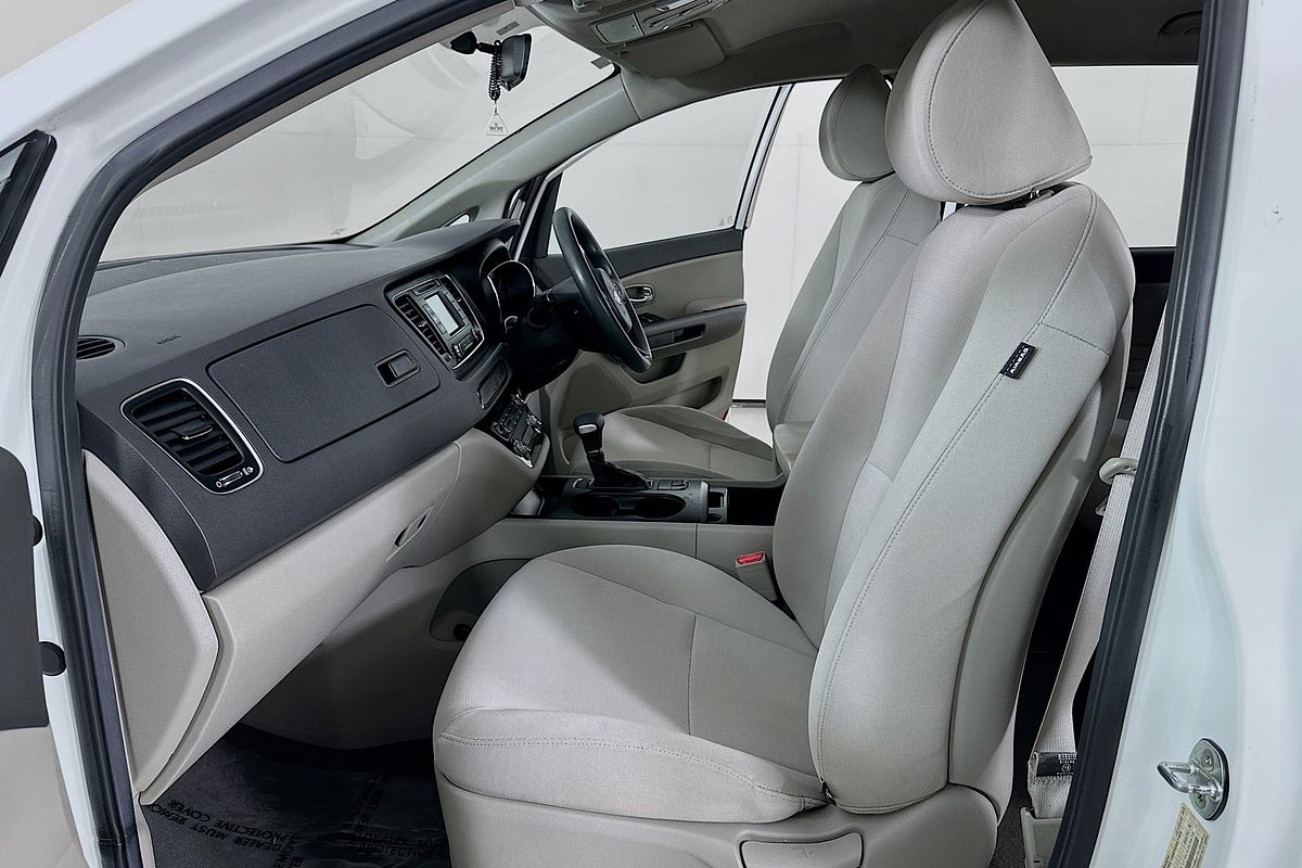 2017 Kia CARNIVAL S YP MY17