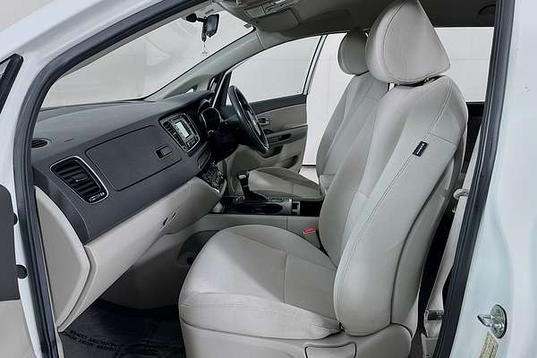 2017 Kia CARNIVAL S YP MY17