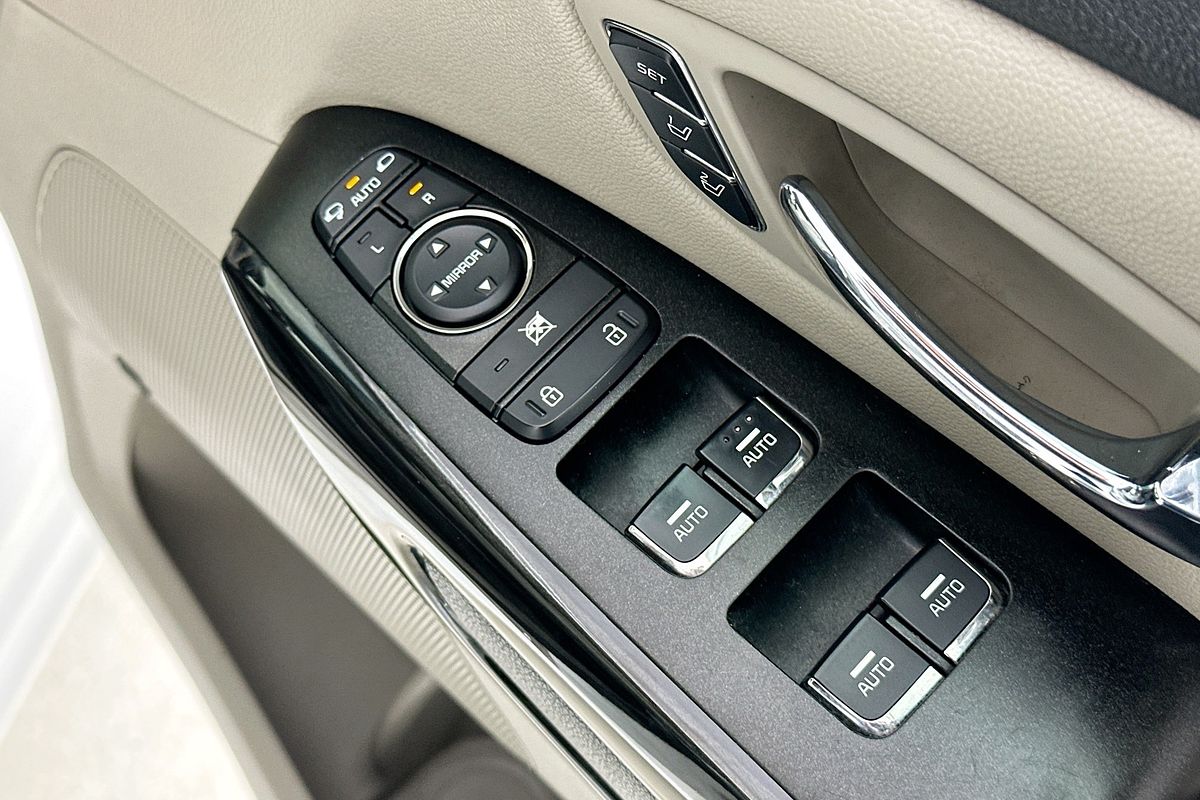 2019 Kia CARNIVAL PLATINUM YP PE MY19