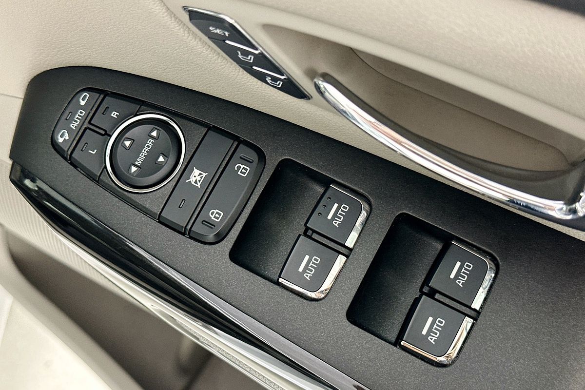 2020 Kia CARNIVAL PLATINUM YP PE MY20