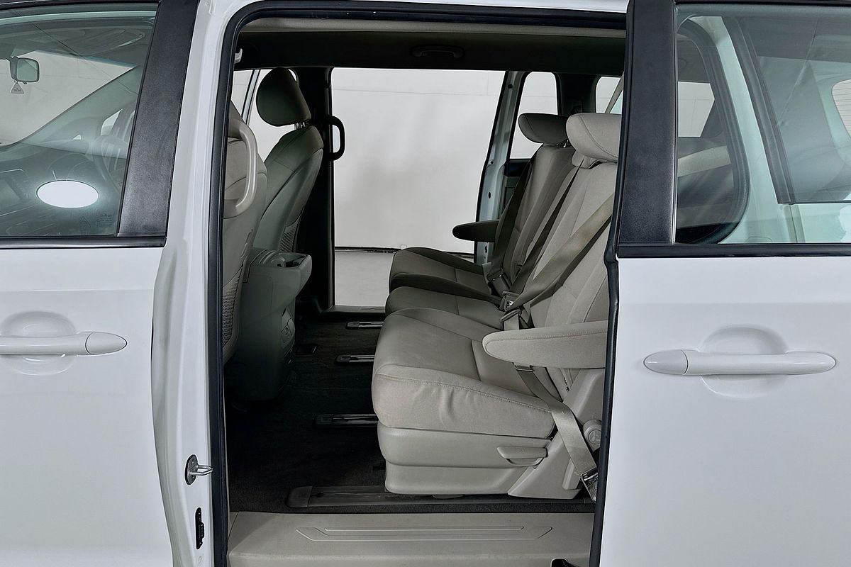 2019 Kia Carnival S YP