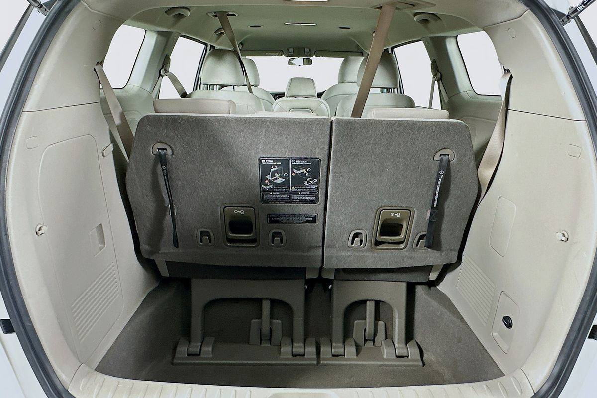 2017 Kia CARNIVAL S YP MY17