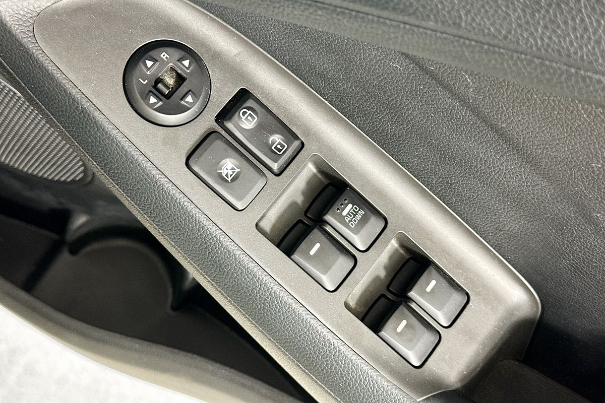 2017 Kia CERATO S (AV) YD MY17