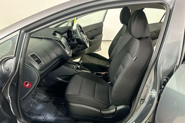 2017 Kia CERATO S (AV) YD MY17