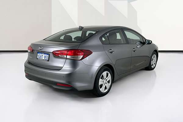 2017 Kia CERATO S (AV) YD MY17