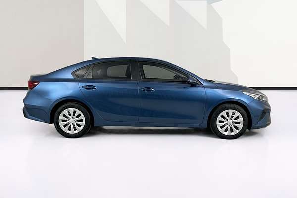 2021 Kia CERATO S SAFETY PACK BD MY22