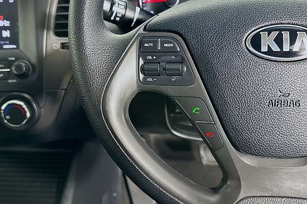 2017 Kia CERATO S YD MY17