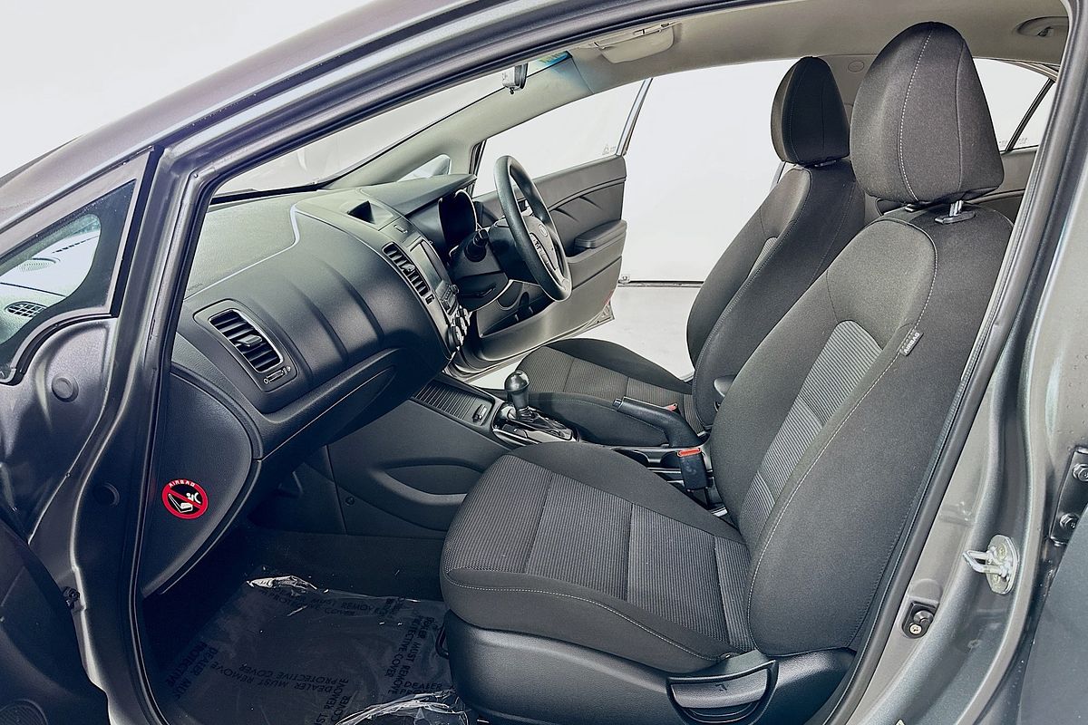 2017 Kia CERATO S YD MY17