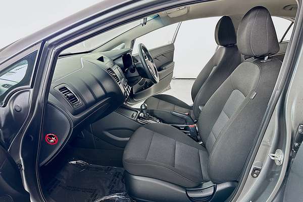 2017 Kia CERATO S YD MY17