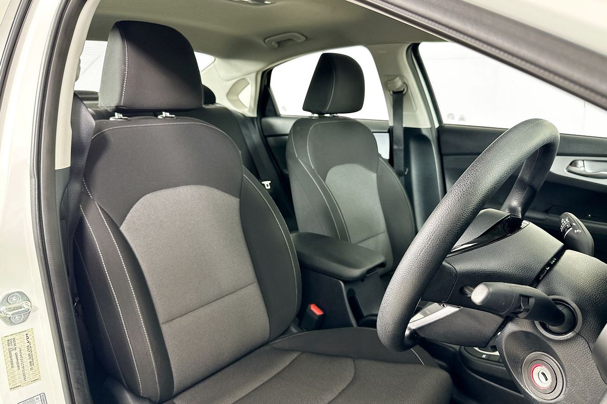 2023 Kia CERATO S BD MY23