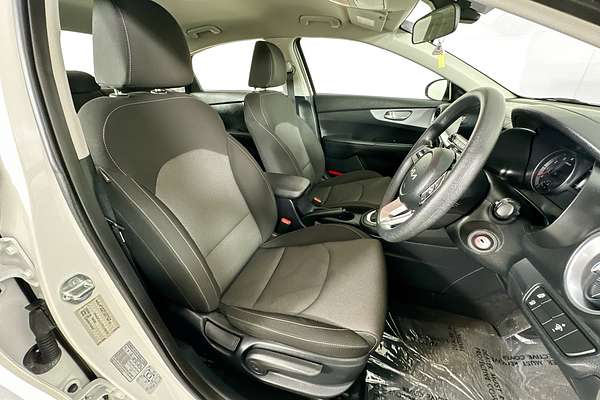 2023 Kia CERATO S BD MY23