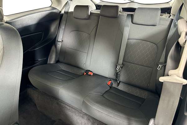 2015 Kia RIO S UB MY15