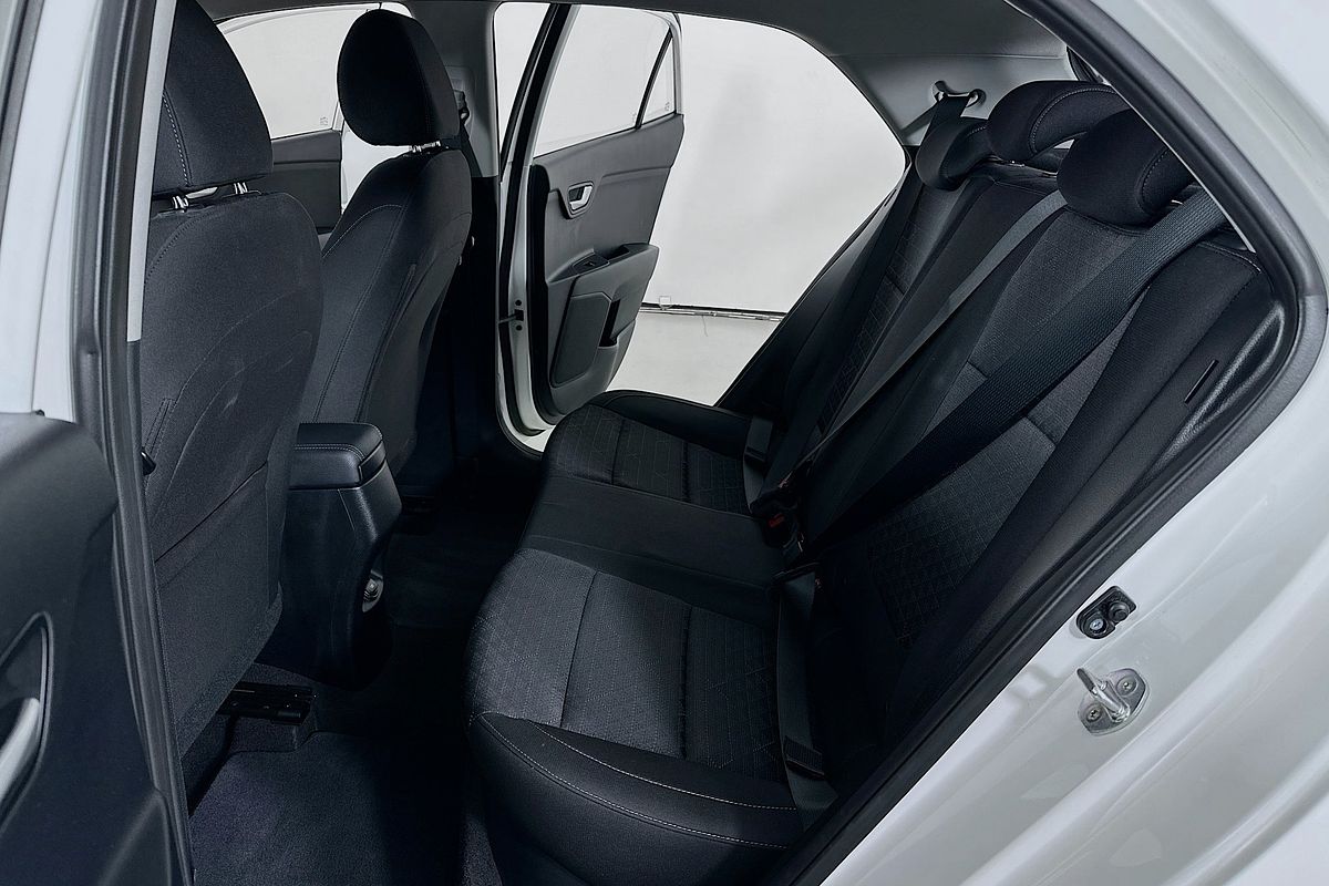 2018 Kia Rio S YB