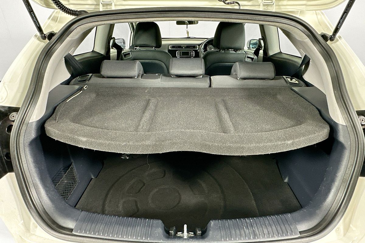 2015 Kia RIO S UB MY15