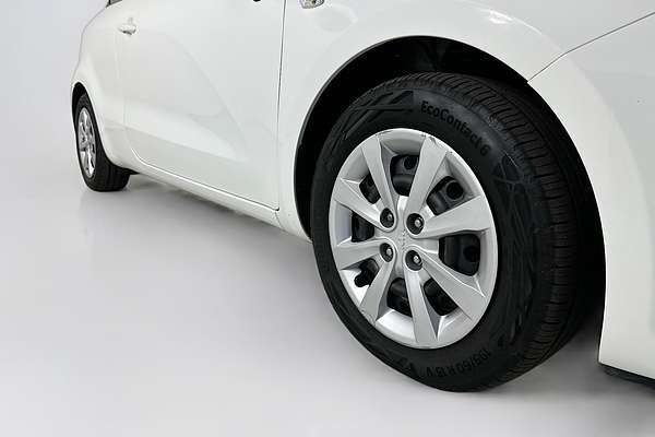 2015 Kia RIO S UB MY15
